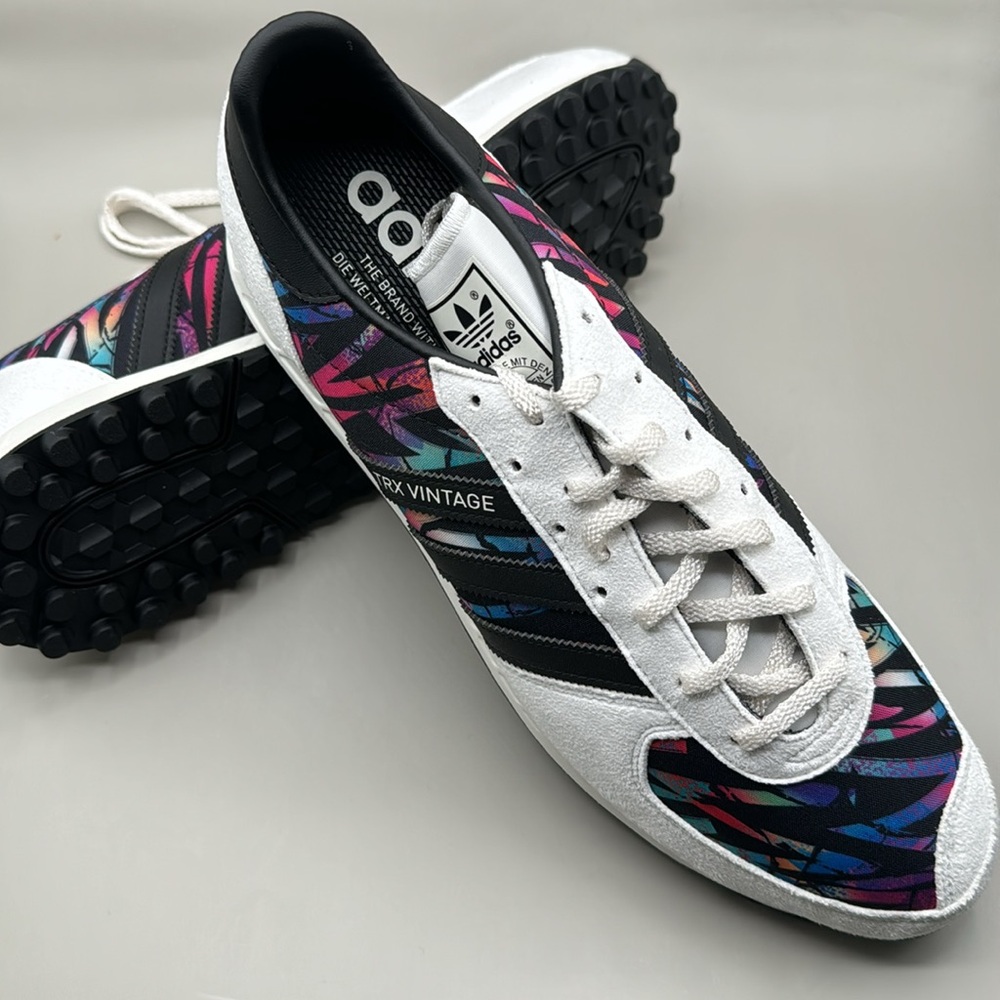 NWT! Adidas Originals TRX Vintage Athletic Sneakers Mens 13 White Pink Black